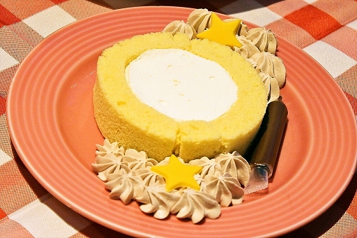 画像ギャラリー No.020のサムネイル画像 / プレイヤー考案メニュー&復刻メニューも加わった「ぷよクエカフェ 2018」がオープン。メディア向け試食会をレポート