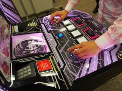 画像ギャラリー No.013のサムネイル画像 / 本日稼動の「SOUND VOLTEX II -infinite infection-」ファーストステップガイド。注目の新要素からビギナー向けプレイ指南までまるごと紹介