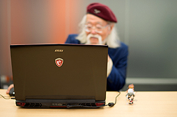 画像集#015のサムネイル/あの鈴木銀一郎氏がついに提督デビュー。本当に今からでも遅くない,80歳ぐらいからの「艦これ」のススメ