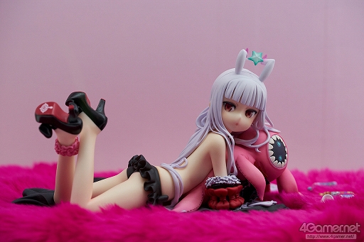 ���������꡼ No.070�Υ���ͥ������ / �������ե����ƥ��Х�2016���ߡϤ����š�������ϥե����奢�ȥ����ץ���濴�˻��Ƥ��Ƥ���