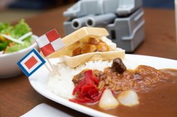 画像ギャラリー No.027のサムネイル画像 / 横須賀にオープンした常設型「艦これ」コラボカフェ「酒保伊良湖」をレポート。にじみ出るこだわりが強すぎて,ご満悦度は高い