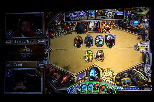 画像ギャラリー No.005のサムネイル画像 / 「ハースストーン」の冬季選手権がバハマで開催中。日本語による実況解説付きの公式配信で,試合の様子を見とどけよう