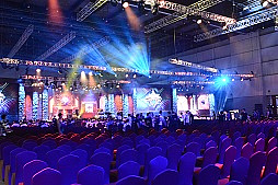 ���������꡼ No.003�Υ���ͥ������ / ��Hearthstone�פνյ��������긢��Ǯ�﷫�깭����Tredsred����˥��󥿥ӥ塼�����ݤ˻Ĥä����̤ʤɤ򿶤��֤äƤ��ä�