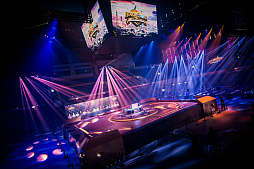 ꡼ No.002 | ֥ϡȡפHCT긢ݡȡɥޥ˽о줹ܿؤΥ󥿥ӥ塼