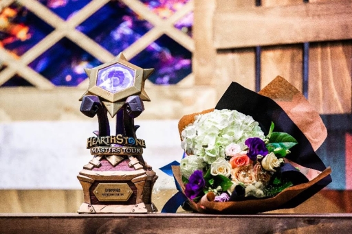 ���������꡼ No.001�Υ���ͥ������ / �֥ϡ������ȡ���פΥޥ��������ĥ������������Théo ��Felkeine�� Dumont���꤬ͥ��