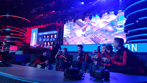 ꡼ No.004 | ܥо줷World of Tanks Blitzפ긢Twister Cup 2017סEUबCISϢƤ˻ߡɽϺ˸礭ʤ