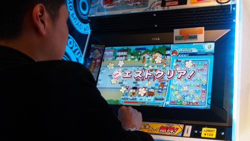 画像ギャラリー No.012のサムネイル画像 / “基本プレイ無料”のアーケードゲーム「ぷよぷよ!!クエスト アーケード」。ロケテスト会場で,プロデューサー渡邉氏にその狙いを聞いてみた