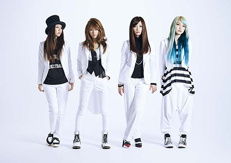 ���������꡼ No.002�Υ���ͥ������ / �����BASARA4�פ�ȯ������2014ǯ1��23���˷��ꡣOP�ơ��ޤ�T.M.Revolution����ED�ơ��ޤ�SCANDAL��ô�����뤳�Ȥ����餫��