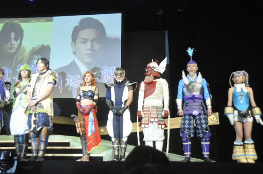 画像ギャラリー No.004のサムネイル画像 / 新キャストを迎えた舞台「『戦国BASARA3 宴弐』‐凶王誕生×深淵の宴‐」ゲネプロ公演をレポート。最新作「戦国BASARA4」の最新情報もお披露目に