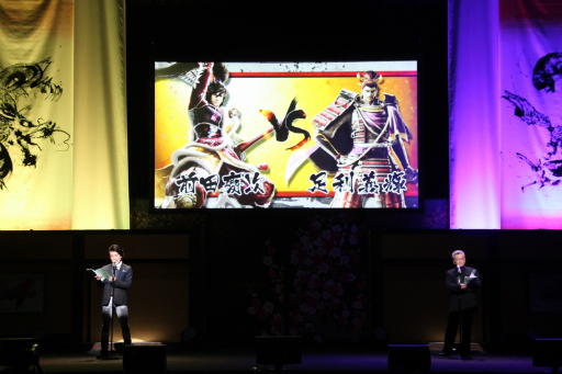 ������#021�Υ���ͥ���/�����BASARA4 �Х����2014 �����դα���פ����š���ͥ�ؤΥȡ����˲ä��������˥�ץ��������Ȥλ�ư��ȯɽ���줿���٥�Ȥ����ͤ��ݡ���