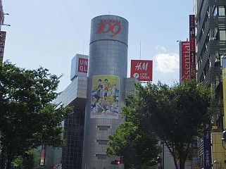 画像ギャラリー No.008のサムネイル画像 / 「うたの☆プリンスさまっ♪MUSIC2」の体験版が本日配信開始。渋谷に巨大広告が出現中