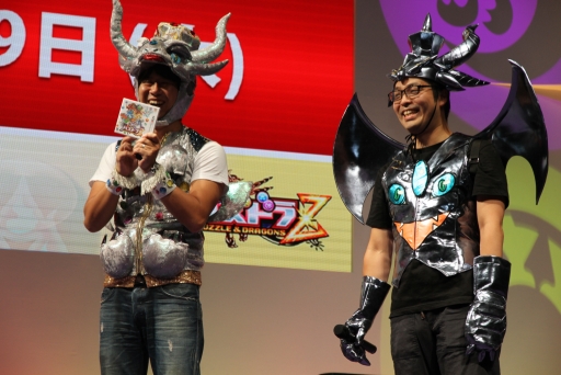 ���������꡼ No.027�Υ���ͥ������ / ��TGS 2013�ϡ֥ѥ��ɥ�Z�פΥ��ơ������٥�Ȥ��ݡ��ȡ�����ۡ��ο�����Ȼ��ܻ᤬ȯ��˸����Ƥΰյ����ߤ���