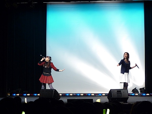 画像集#013のサムネイル/4月にメインキャストが揃うイベントの開催が決定。「今井麻美と原 由実のラジオコープスパーティーR+」公開録音の模様をレポート