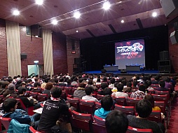 画像集#024のサムネイル/4月にメインキャストが揃うイベントの開催が決定。「今井麻美と原 由実のラジオコープスパーティーR+」公開録音の模様をレポート