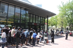 画像ギャラリー No.002のサムネイル画像 / 「コープスパーティー 如月祭」をレポート。ついに裁判へと踏み切ったキャスト陣。最“狂”ゲームクリエイター,外道淫の運命や如何に!?