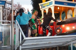 ���������꡼ No.029�Υ���ͥ������ / �֥�󥰥ɥ꡼��׼��DDT�ץ��쥹���ԡְ��ϰ�����ꤤ�Ǥ�3�פ����š��Ķ��β��ǥץ��쥹�Ȳ��ڤˤ�륫���˥Х���֤��и�