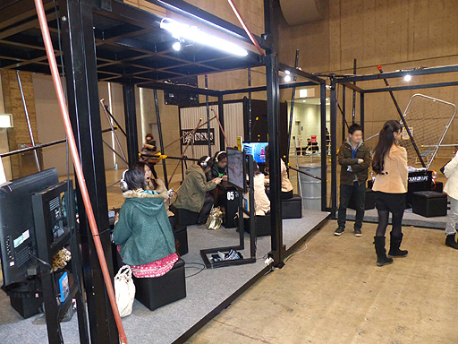 ���������꡼ No.005�Υ���ͥ������ / PS Vita�����ޥ���ץ쥤���������֥ե꡼���०�������פ��֥����ץե�����2014�פ˽��Ÿ�����Υץ쥤����ץ�å������Ϥ�