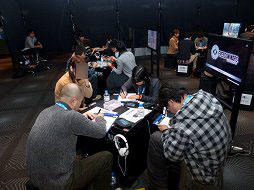 ������#013�Υ���ͥ���/�֥ե꡼���०�������פ�ȯ�䤬�Ƥ˷��ꡤ�θ��Ǥ��ۿ���ȯɽ���֥ե꡼���०�������ߥץ쥳�ߥ�۵ޡ���åĳ�ȯ��ġ��פ����ͤ��ݡ���