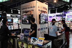 画像ギャラリー No.008のサムネイル画像 / 「DEAD OR ALIVE 5 Ultimate」に,過去作のBGMが収録されることが明らかに。早矢仕洋介プロデューサーのトークショウレポート