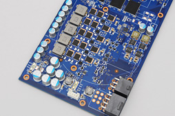 画像ギャラリー No.036のサムネイル画像 / 「GeForce GTX 760」レビュー。「GTX 660 Tiの弱点」にメスを入れてきた後継製品はありやなしや