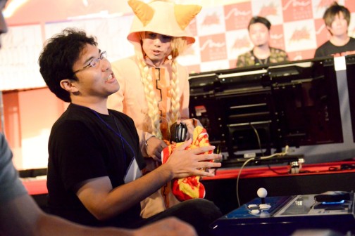 画像集#015のサムネイル/同キャラ戦,初出場初優勝,そして悲願のリベンジ達成。「P4U2」「GGXrd」「BBCP」で新たなドラマが紡がれた「あーくれぼ2014」フォトレポート