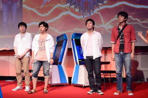 画像集#049のサムネイル/同キャラ戦,初出場初優勝,そして悲願のリベンジ達成。「P4U2」「GGXrd」「BBCP」で新たなドラマが紡がれた「あーくれぼ2014」フォトレポート