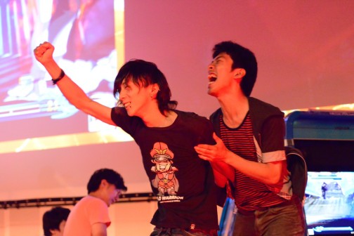 画像集#062のサムネイル/同キャラ戦,初出場初優勝,そして悲願のリベンジ達成。「P4U2」「GGXrd」「BBCP」で新たなドラマが紡がれた「あーくれぼ2014」フォトレポート