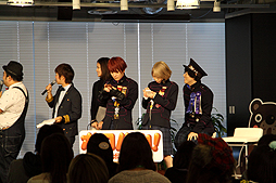 画像ギャラリー No.004のサムネイル画像 / 「LINE　ポコパン」のイベントで「SEKAI NO OWARI」のメンバーとファンがガチ対戦。勝利を収めたのは……