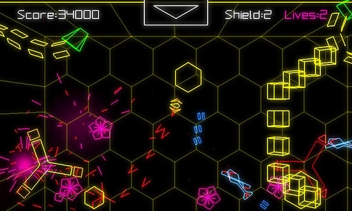 画像ギャラリー No.001のサムネイル画像 / 【5月29日のAndroid向けアプリセール情報】全方位から敵が迫り来るポリゴン風STG「PewPew 2」が199円に値下げ中