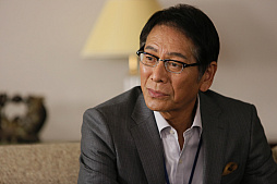 画像ギャラリー No.006のサムネイル画像 / テレビドラマ「ファイナルファンタジーXIV 光のお父さん」がMBSで4月17日1:15放送開始。ゲームを通じて距離を縮めていく親子を描く