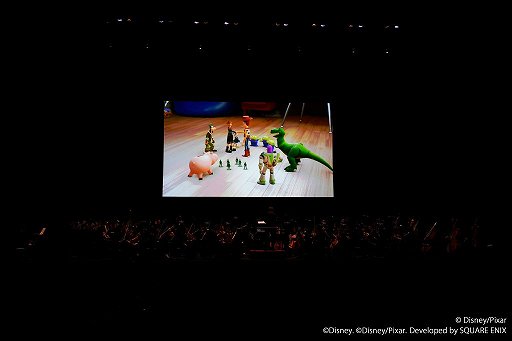 画像ギャラリー No.003のサムネイル画像 / 「KINGDOM HEARTS Orchestra -World of Tres-」レポート。「KINGDOM HEARTS」の物語を,映像とともにフルオーケストラで演奏