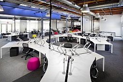 画像ギャラリー No.002のサムネイル画像 / 小島プロダクション初となる海外スタジオのオープニングセレモニーをレポート。最先端技術を取り入れた作品がここから生まれる