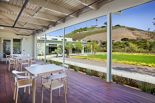 画像ギャラリー No.006のサムネイル画像 / 小島プロダクション初となる海外スタジオのオープニングセレモニーをレポート。最先端技術を取り入れた作品がここから生まれる