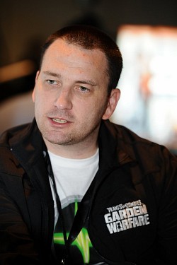 ꡼ No.001Υͥ / gamescomܵǺƤ̤Τ褦ʥPlants vs. Zombies: Garden WarfareפΥץǥ塼˥󥿥ӥ塼