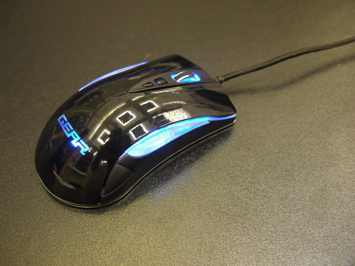 画像集#004のサムネイル/［E3 2014］HORIがPC用のゲーマー向けマウスとキーボードを開発中！ 新製品「光」と「雷」のプロトタイプを見せてもらった
