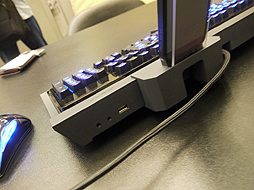 画像集#011のサムネイル/［E3 2014］HORIがPC用のゲーマー向けマウスとキーボードを開発中！ 新製品「光」と「雷」のプロトタイプを見せてもらった