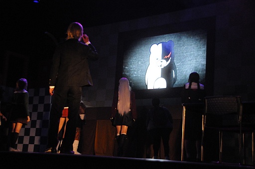 画像集#005のサムネイル/舞台「ダンガンロンパTHE STAGE〜希望の学園と絶望の高校生〜」の公演がいよいよスタート。舞台ならではの魅力あふれるダンガンロンパに注目だ