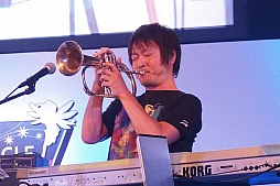 画像ギャラリー No.014のサムネイル画像 / スペシャルライブとタイムアタック大会で盛り上がった「チェインクロニクル」ステージイベントをレポート