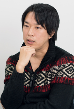 画像ギャラリー No.009のサムネイル画像 / 「チェインクロニクル3」ストーリーインタビュー第3弾。2017年の振り返りや主人公帰還篇,“オーバーロードII”コラボの話をしてもらった