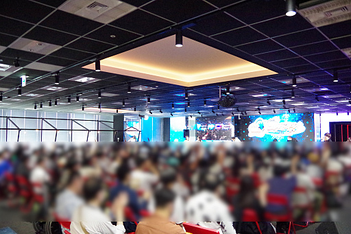 画像ギャラリー No.001のサムネイル画像 / セガ本社で開催された「チェインクロニクル」11周年記念イベントをレポート。会場では,記念展示やグッズ販売,公式番組の生放送を実施