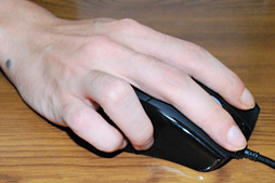 ꡼ No.025 | 3000ߤǹǤ륲ޡ졼󥵡ܥޥϰճʷФʪäAnker High Precision Laser Gaming Mouseץӥ塼