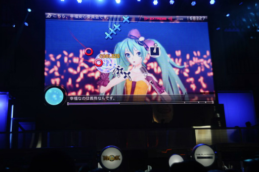 ���������꡼ No.012�Υ���ͥ������ / ��TGS 2013�ϡֽ鲻�ߥ� -Project DIVA- F 2nd�פο��ץ쥤�ϸ���줿�Τ���������ȯ�����åդ������٤�ĩ�路���ְ�ͷ�����ץ��ơ������ݡ���