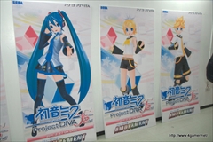 ������#012�Υ���ͥ���/�ֽ鲻�ߥ� -Project DIVA- F 2nd�פ������θ���ǡ�SEGA feat. HATSUNE MIKU Project����ץ��ǥ塼���� �ⳤ �λ�˥��󥿥ӥ塼