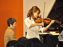 ������#020�Υ���ͥ���/�֥���������Хå� ����ե��˥ƥ��פ��仿��ȯ�档�ץ��ǥ塼������֥��ɥޥ͡����㡼�β������᤬�����ֱ̹�����������΢����