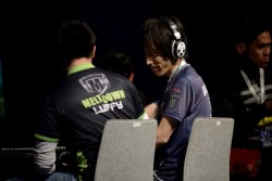 画像集#013のサムネイル/「負けたくない」ではなく,「勝つぞ」という気持ちで――優勝・ももち選手へのインタビューと共に振り返る「Capcom Cup Finals」