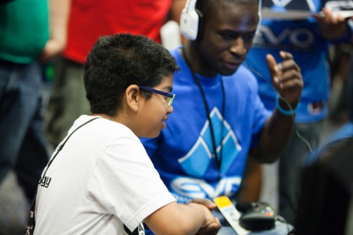 ������#008�Υ���ͥ���/��EVO2014�����ܤ˵����夯�ޤǤ�EVO�ʤ�Ǥ�����������Ե��˾���٤줿�Τǡ���¢�Υ��ʥå׼̿���ޤȤ�Ƥߤ�