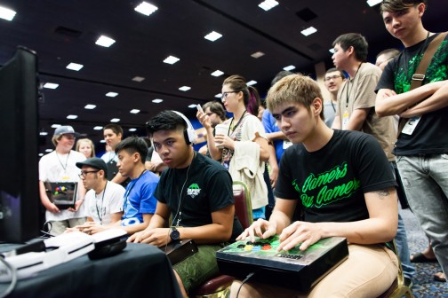 ������#010�Υ���ͥ���/��EVO2014�����ܤ˵����夯�ޤǤ�EVO�ʤ�Ǥ�����������Ե��˾���٤줿�Τǡ���¢�Υ��ʥå׼̿���ޤȤ�Ƥߤ�