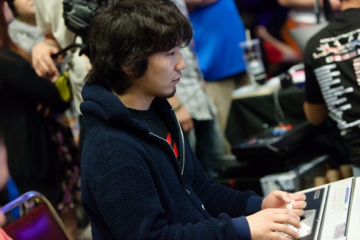 ������#018�Υ���ͥ���/��EVO2014�����ܤ˵����夯�ޤǤ�EVO�ʤ�Ǥ�����������Ե��˾���٤줿�Τǡ���¢�Υ��ʥå׼̿���ޤȤ�Ƥߤ�