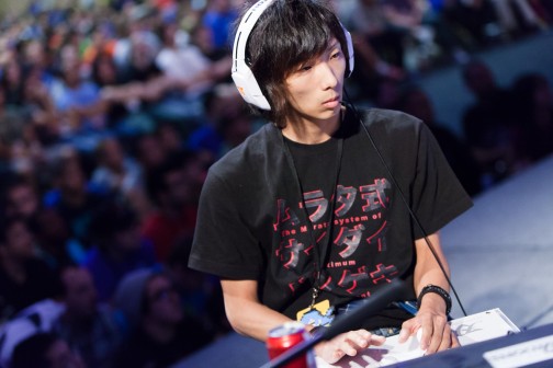 ������#026�Υ���ͥ���/��EVO2014�����ܤ˵����夯�ޤǤ�EVO�ʤ�Ǥ�����������Ե��˾���٤줿�Τǡ���¢�Υ��ʥå׼̿���ޤȤ�Ƥߤ�