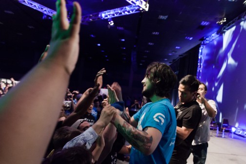 ������#038�Υ���ͥ���/��EVO2014�����ܤ˵����夯�ޤǤ�EVO�ʤ�Ǥ�����������Ե��˾���٤줿�Τǡ���¢�Υ��ʥå׼̿���ޤȤ�Ƥߤ�